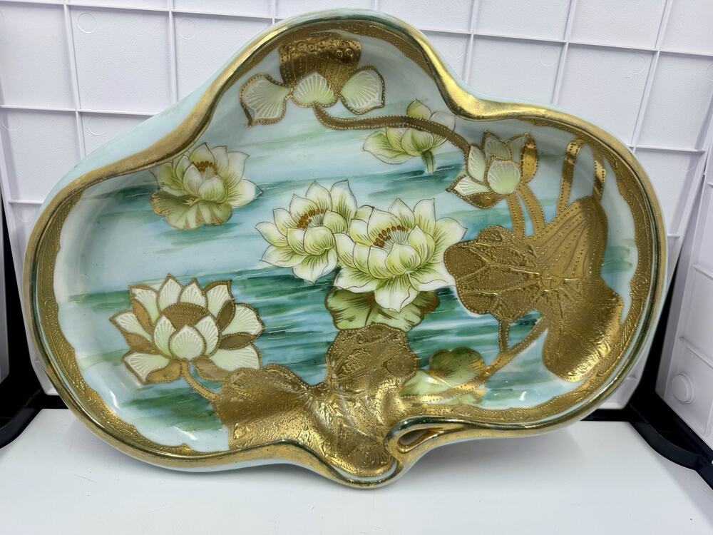 Antique Nippon Hand Painted Water Lily Gold Gilt Moriage Large Trinket Dish